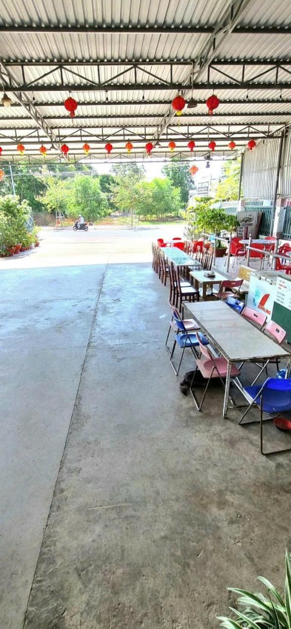 Hotel Khach San Ngoc Quynh à La Gi Extérieur photo