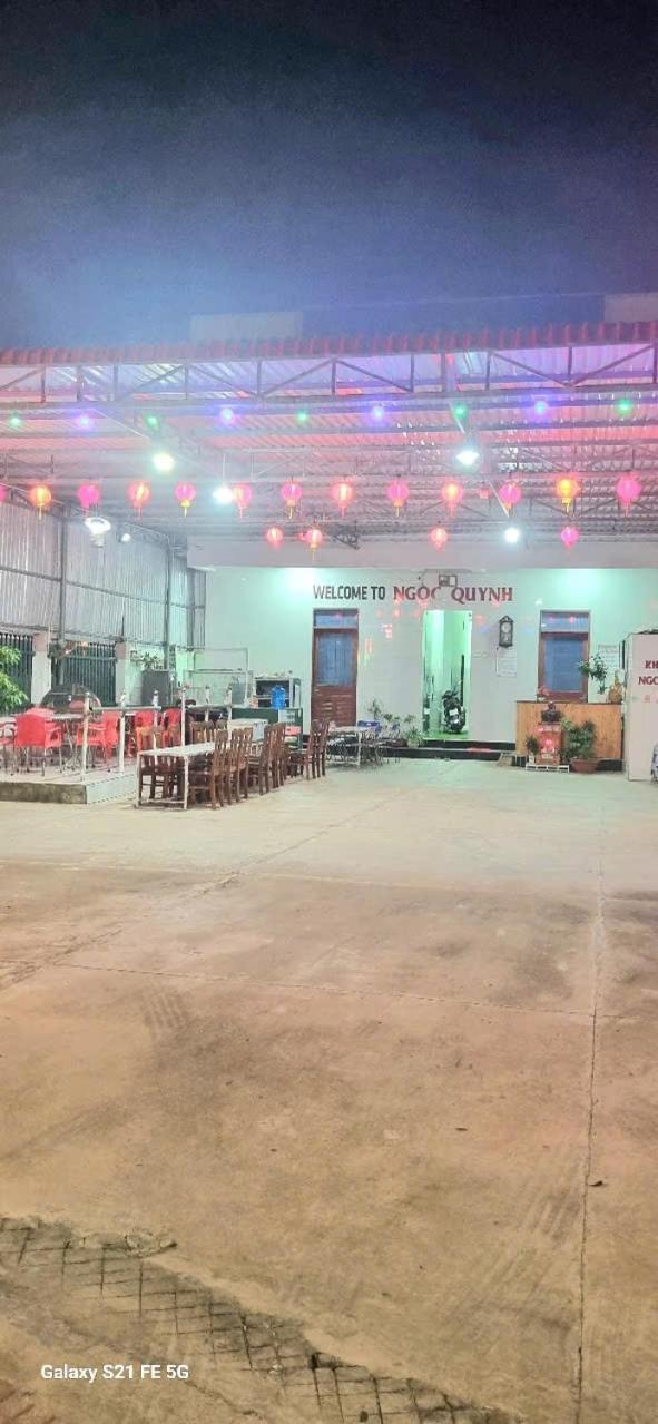 Hotel Khach San Ngoc Quynh à La Gi Extérieur photo